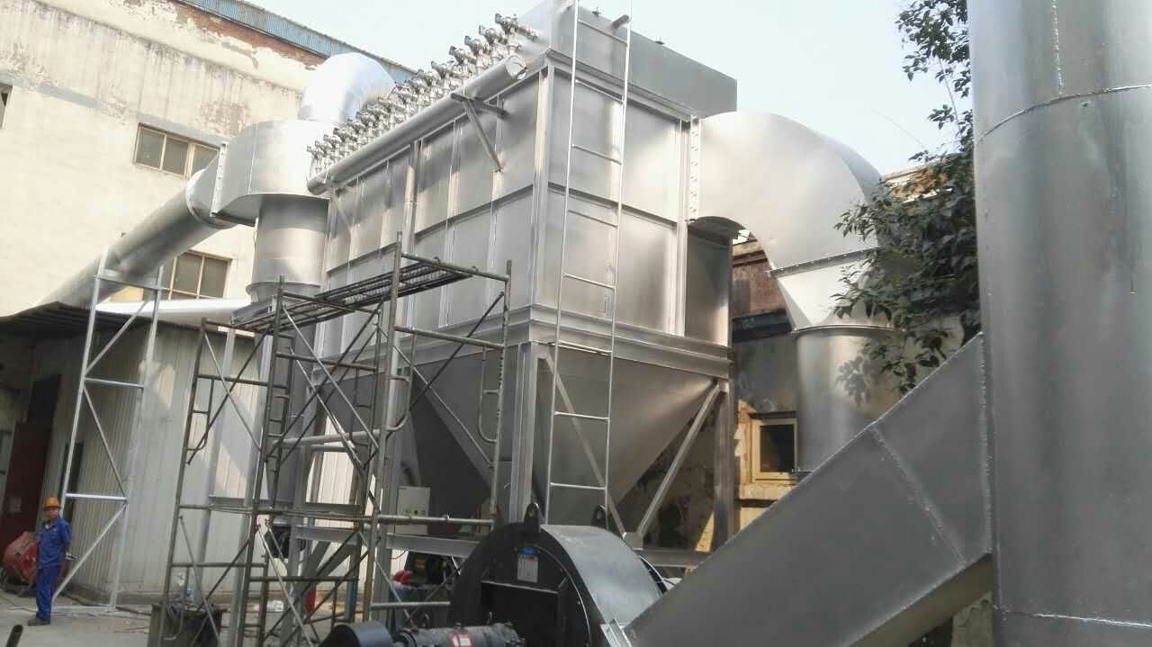 3吨中频炉配套除尘器.jpg